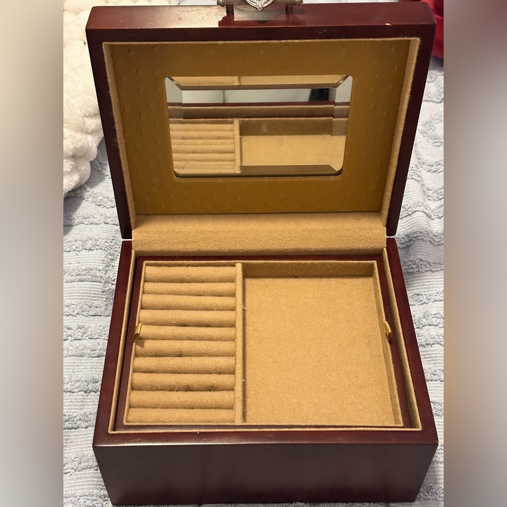Jewelry Box with Mirror